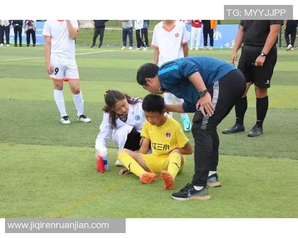 校园足球明星的成长之路与精彩瞬间分享